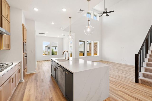 121 Bishop Wood Road, Dripping Springs, TX 78620