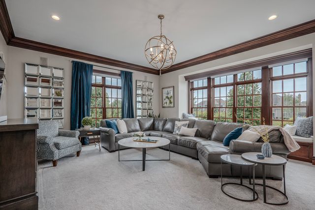 39W915 Catlin Square, Geneva, IL 60134