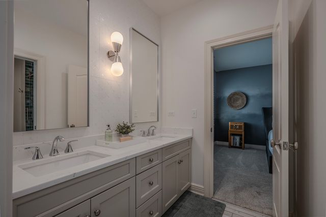 39W915 Catlin Square, Geneva, IL 60134