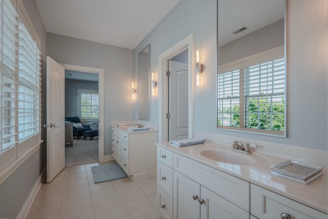 39W915 Catlin Square, Geneva, IL 60134