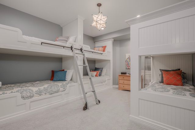 39W915 Catlin Square, Geneva, IL 60134