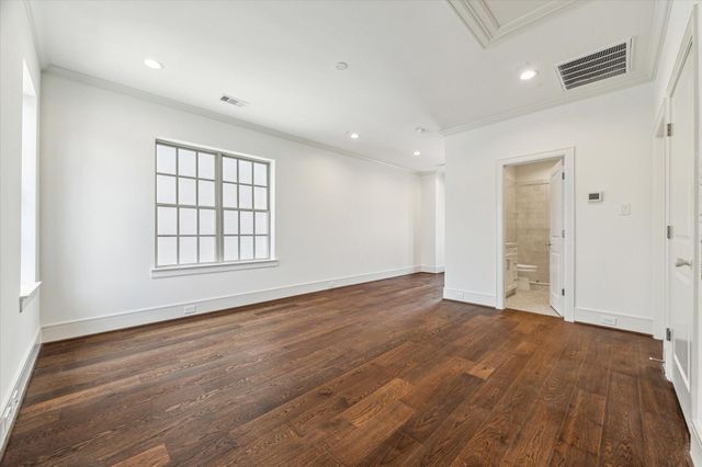 209 Sutton Row Place, Houston, TX 77024