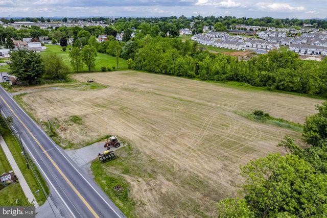 801 MILLWOOD RD, Willow Street, PA 17584