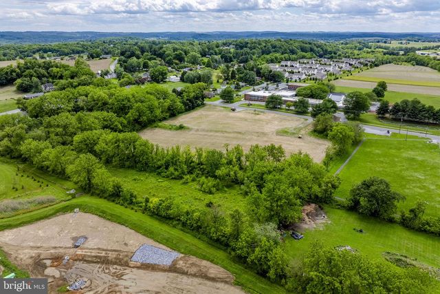 801 MILLWOOD RD, Willow Street, PA 17584