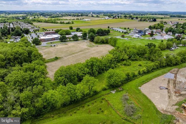 801 MILLWOOD RD, Willow Street, PA 17584