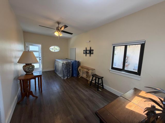 927 Paseo Andorra Cottage, West Palm Beach, FL 33405
