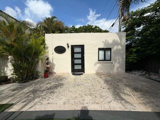 927 Paseo Andorra Cottage, West Palm Beach, FL 33405