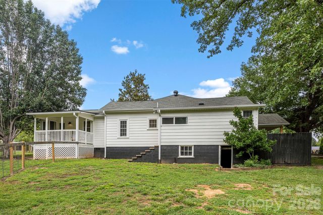5990 S Nc 9 Highway, Tryon, NC 28782