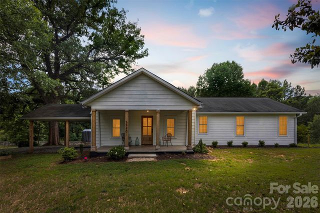 5990 S Nc 9 Highway, Tryon, NC 28782