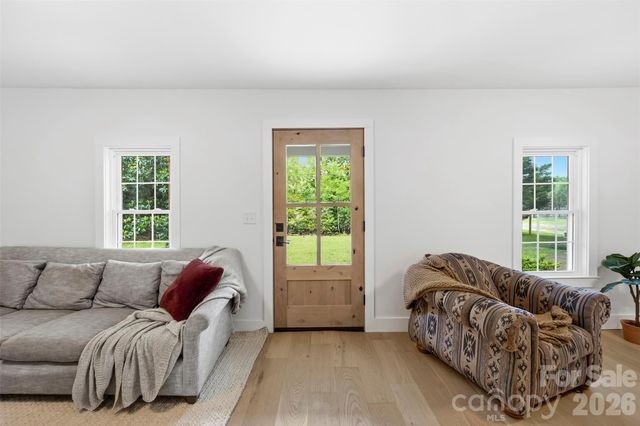 5990 S Nc 9 Highway, Tryon, NC 28782