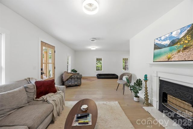 5990 S Nc 9 Highway, Tryon, NC 28782