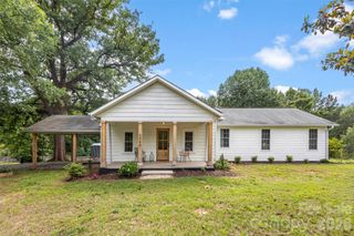 5990 S Nc 9 Highway, Tryon, NC 28782