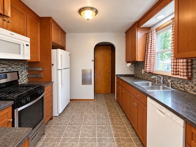 14751 Michigan Avenue, Marshall Twp, MI 49068