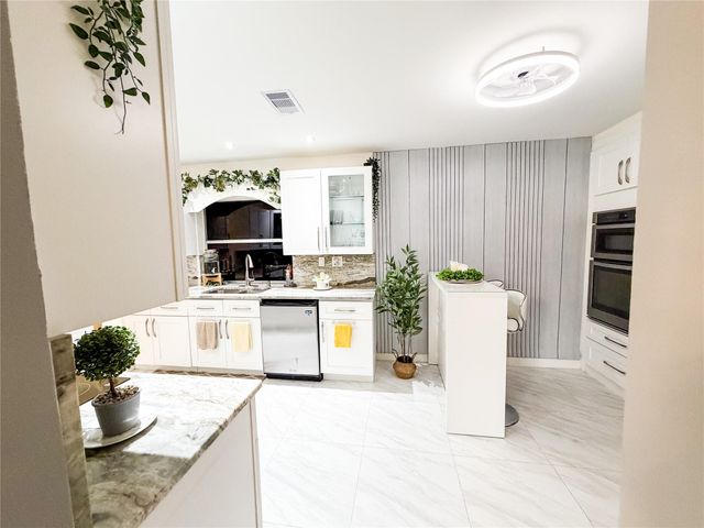 6820 Margate Boulevard, Margate, FL 33063