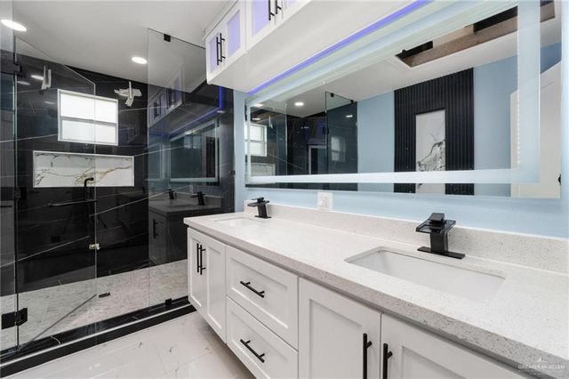 915 Encino Drive, Weslaco, TX 78596