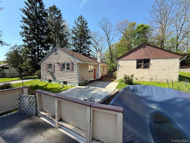 22 Archer Drive, Monroe, NY 10950