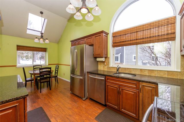 13 Cushing Green S, Pawling, NY 12564