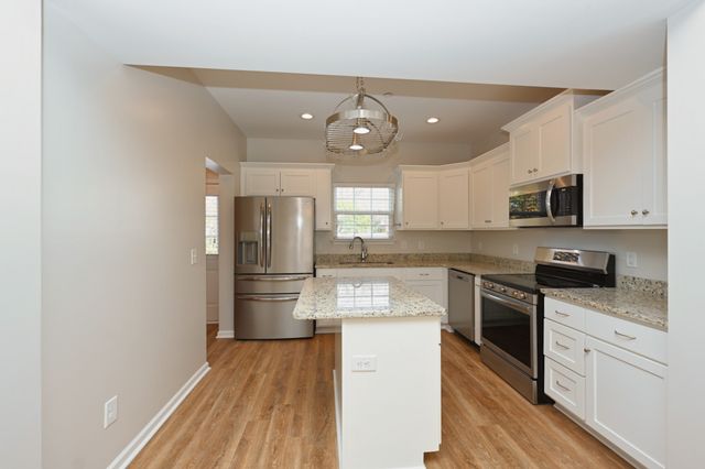 95 Plumlee Dr Unit 34, Hendersonville, TN 37075