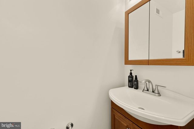 1336 MICHIGAN AVE NE, Washington, DC 20017