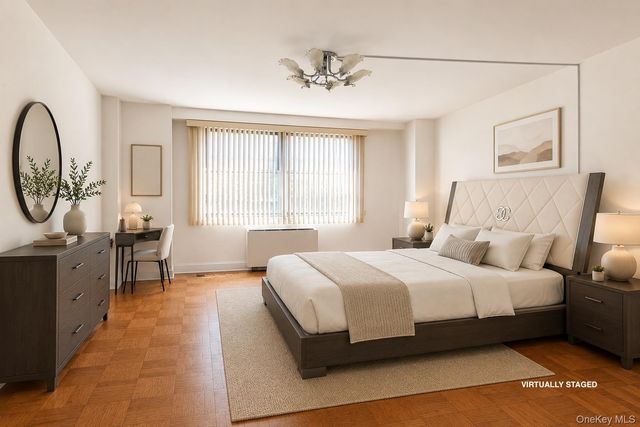 61-20 Grand Central Parkway B303, Forest Hills, NY 11375