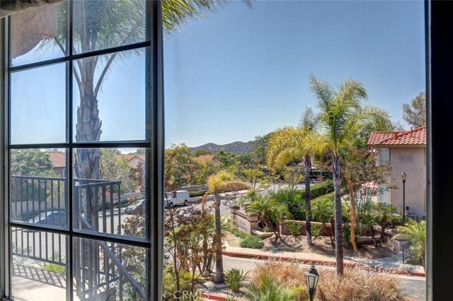 1 Dogwood, Rancho Santa Margarita, CA 92688
