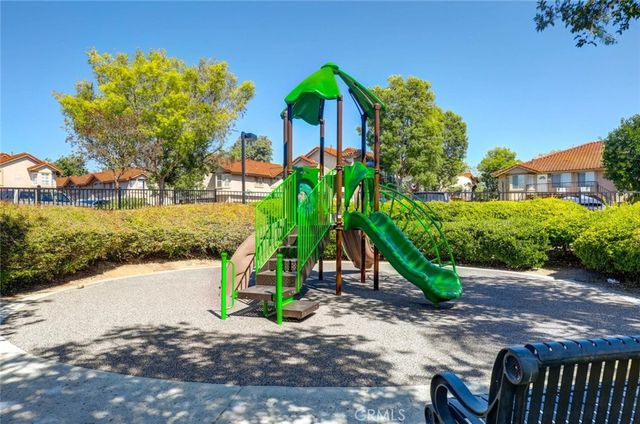 1 Dogwood, Rancho Santa Margarita, CA 92688