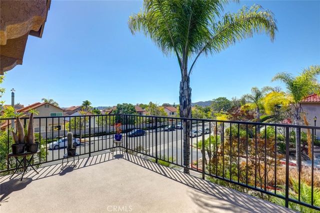 1 Dogwood, Rancho Santa Margarita, CA 92688
