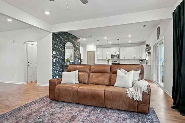 7124 Pepper Tree Cir, Fairview, TN 37062