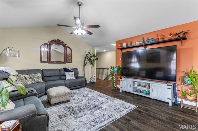 13723 Willow Wind Drive, De Soto, MO 63020