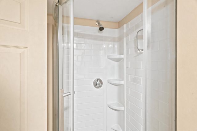 206 Fays Ave, Lynn, MA 01904