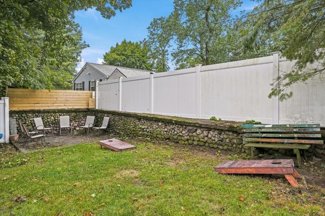 206 Fays Ave, Lynn, MA 01904