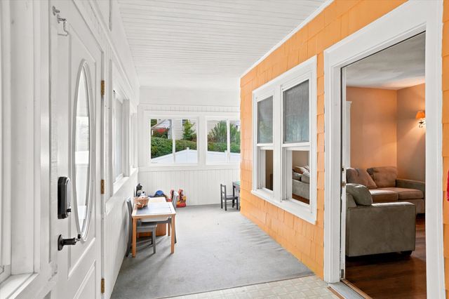 206 Fays Ave, Lynn, MA 01904