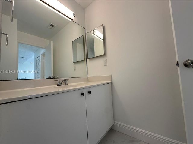 9702 SW 138th Ave 9702, Miami, FL 33186