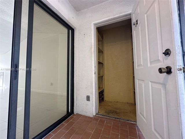 9702 SW 138th Ave 9702, Miami, FL 33186