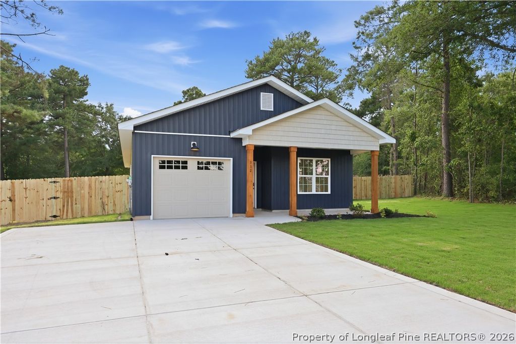 312 Scurlock Court, Raeford, NC 28376 — photo 2
