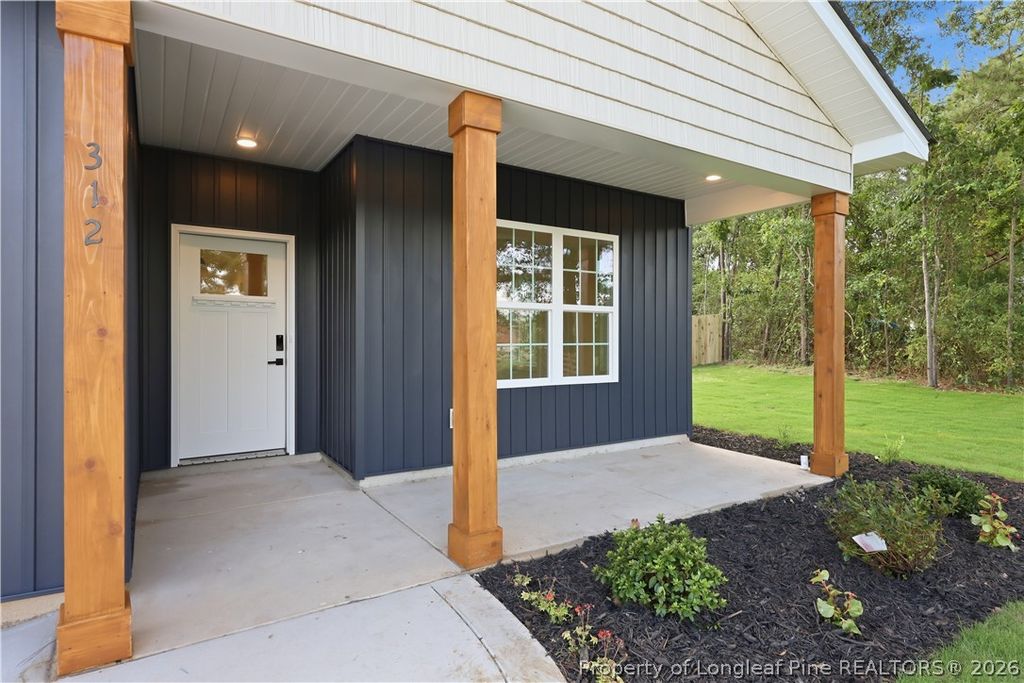 312 Scurlock Court, Raeford, NC 28376 — photo 3