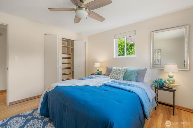 7025 25th Avenue NE, Seattle, WA 98115