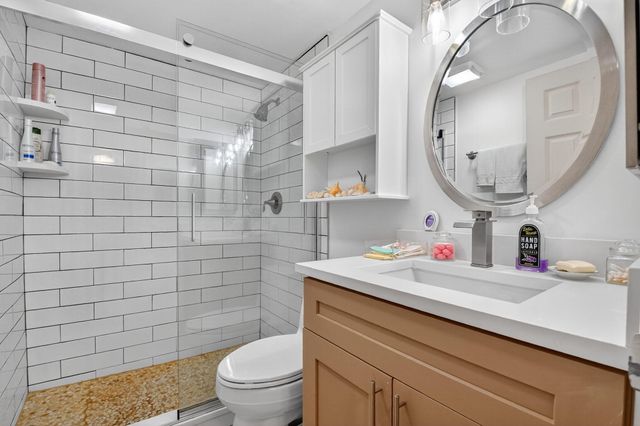 3050 Presidential Way 106, West Palm Beach, FL 33401