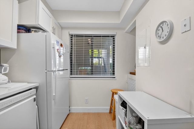 3050 Presidential Way 106, West Palm Beach, FL 33401