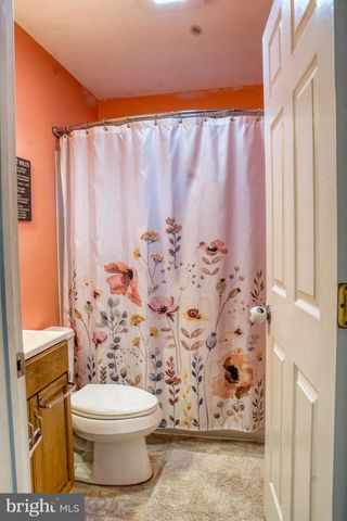 53 MICAHILL RD, Levittown, PA 19056