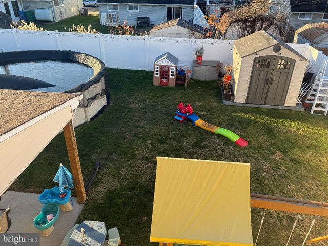 53 MICAHILL RD, Levittown, PA 19056