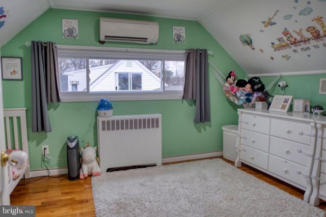 53 MICAHILL RD, Levittown, PA 19056