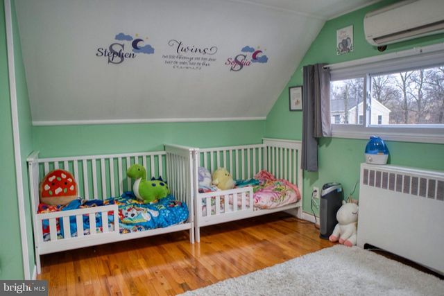 53 MICAHILL RD, Levittown, PA 19056