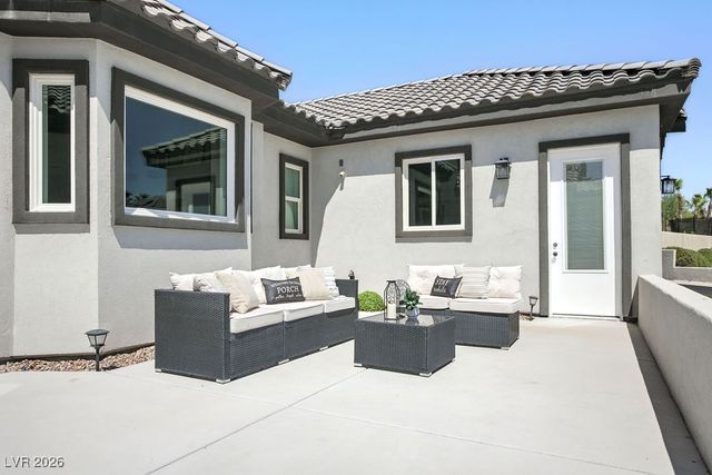 5865 Egan Crest Drive, Las Vegas, NV 89149