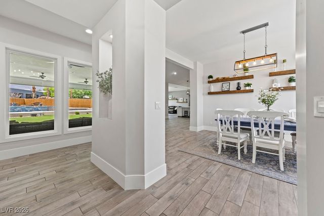 5865 Egan Crest Drive, Las Vegas, NV 89149