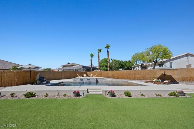 5865 Egan Crest Drive, Las Vegas, NV 89149