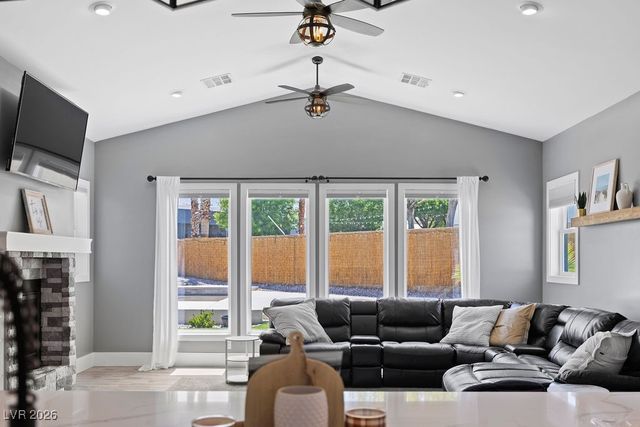 5865 Egan Crest Drive, Las Vegas, NV 89149