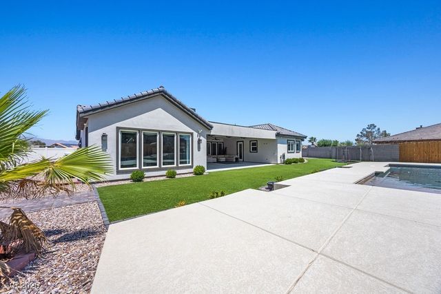 5865 Egan Crest Drive, Las Vegas, NV 89149