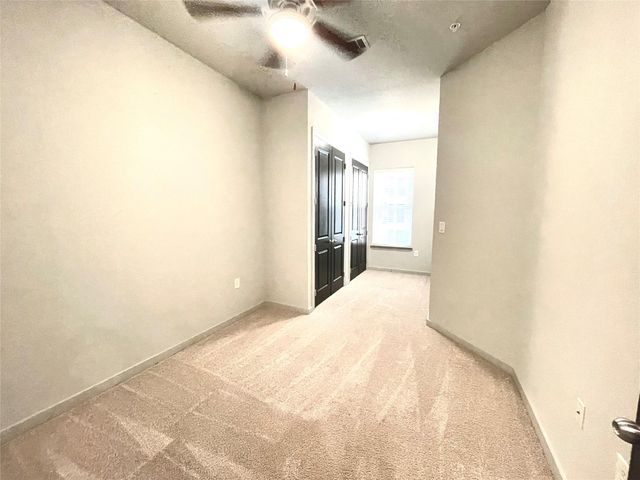 2525 Mccue St Road 313, Houston, TX 77056