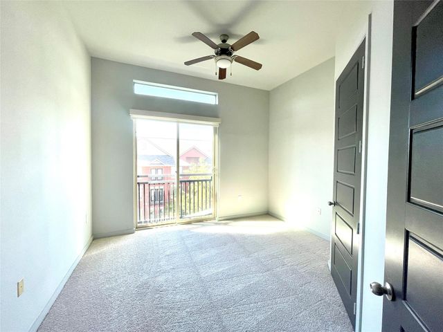 2525 Mccue St Road 313, Houston, TX 77056